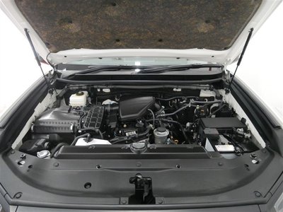 صورة 14 لـ 2023 Toyota LAND CRUISER PRADO