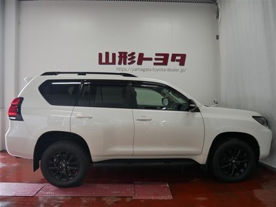 صورة 3 لـ 2023 Toyota LAND CRUISER PRADO