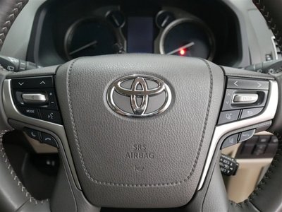 صورة 28 لـ 2023 Toyota LAND CRUISER PRADO