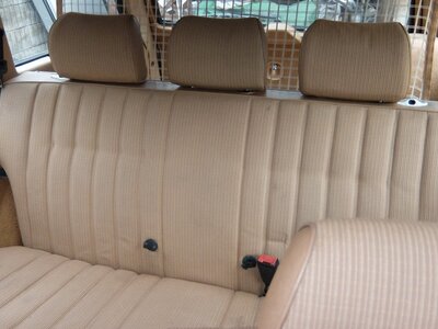 1984 Mercedes-BENZ MEDIUM-CLASS photo 17