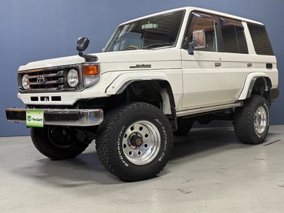 2000 Toyota LAND CRUISER 70 照片 1