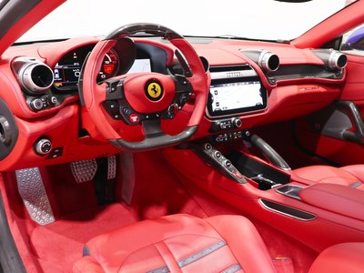 2019 Ferrari GTC4 LUSSO — фото 16