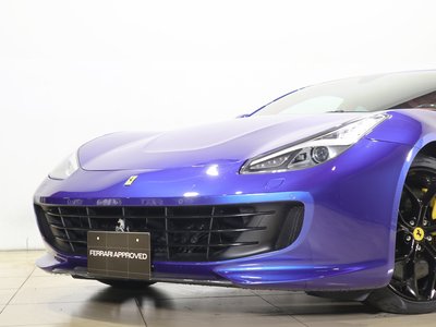2019 Ferrari GTC4 LUSSO — фото 10