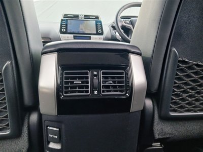 صورة 16 لـ 2023 Toyota LAND CRUISER PRADO