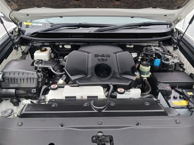 صورة 12 لـ 2023 Toyota LAND CRUISER PRADO
