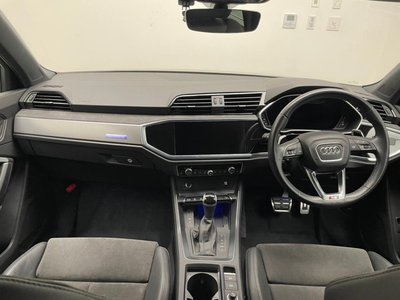 صورة 6 لـ 2021 AUDI RS Q3