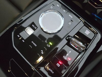 2025 BMW 5 SERIES TOURING photo 47