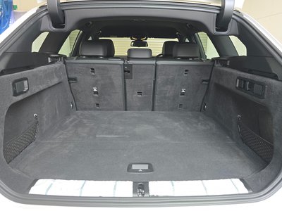 2025 BMW 5 SERIES TOURING photo 29
