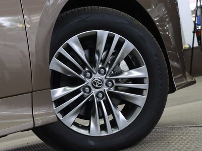 2024 Toyota ALPHARD 照片 21