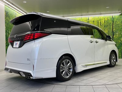 2024 Toyota ALPHARD — фото 18