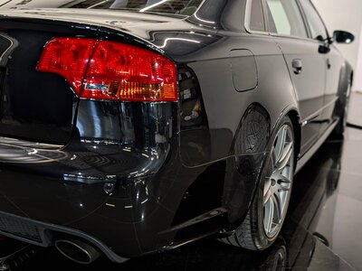 صورة 19 لـ 2007 AUDI RS4