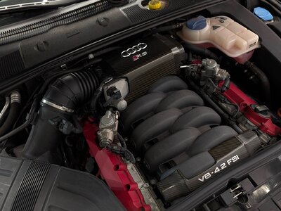 صورة 39 لـ 2007 AUDI RS4