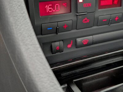 صورة 52 لـ 2007 AUDI RS4