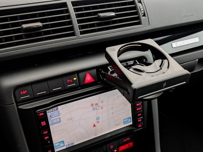 صورة 58 لـ 2007 AUDI RS4