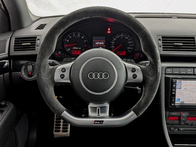 صورة 31 لـ 2007 AUDI RS4