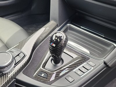صورة 22 لـ 2014 BMW M4 COUPE