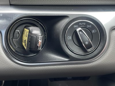 2014 Porsche CAYMAN thumbnail 21