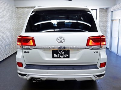 صورة 18 لـ 2017 Toyota LAND CRUISER 200