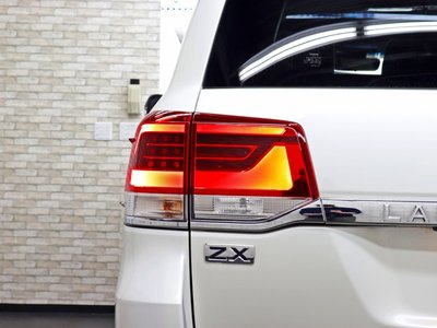 صورة 21 لـ 2017 Toyota LAND CRUISER 200