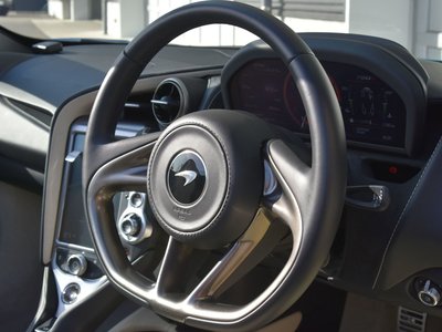 صورة 16 لـ 2019 Mclaren 720S SPIDER