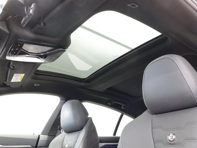 صورة 52 لـ 2021 BMW Alpina B8 GRAN COUPE
