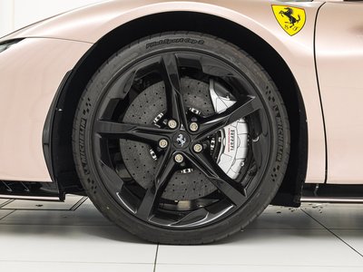 صورة 9 لـ 2025 Ferrari SF90 SPIDER