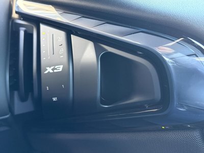 2025 BMW X3 — миниатюра 74