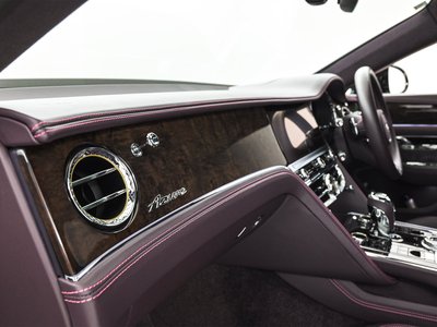 صورة 16 لـ 2023 Bentley FLYING SPUR