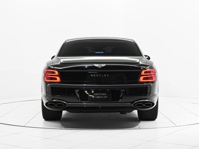 صورة 6 لـ 2023 Bentley FLYING SPUR