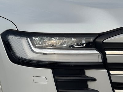 صورة 25 لـ 2025 Toyota LAND CRUISER 300