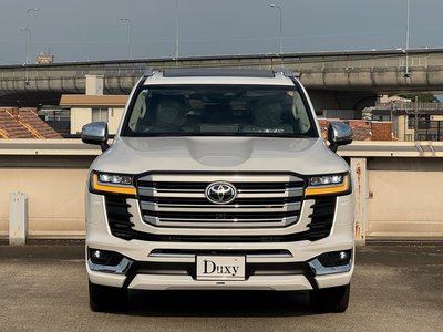 صورة 28 لـ 2025 Toyota LAND CRUISER 300
