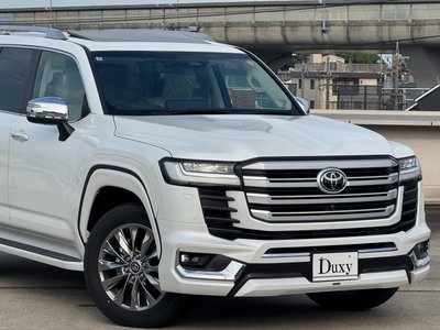 صورة 24 لـ 2025 Toyota LAND CRUISER 300