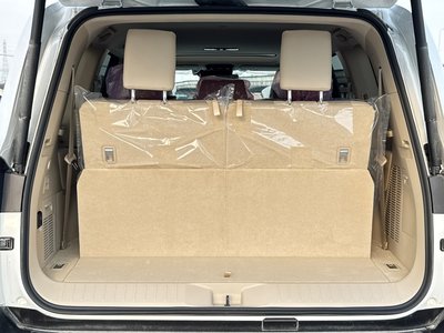 صورة 77 لـ 2025 Toyota LAND CRUISER 300