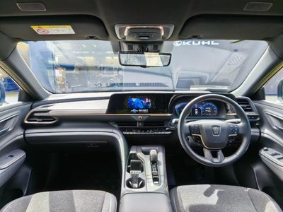 صورة 21 لـ 2025 Toyota CROWN CROSSOVER