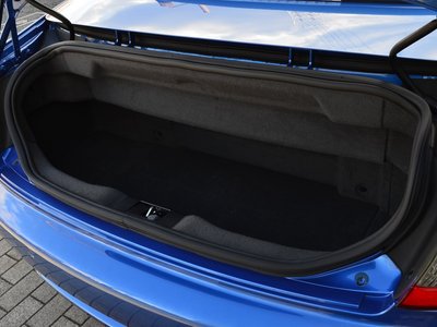 2016 Maserati GRANCABRIO 缩略图 18