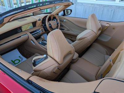 صورة 65 لـ 2021 Lexus LC CONVERTIBLE