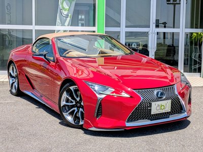 صورة 2 لـ 2021 Lexus LC CONVERTIBLE