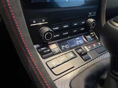 2025 Porsche 718 SPYDER thumbnail 48
