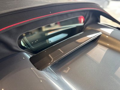 2025 Porsche 718 SPYDER thumbnail 17