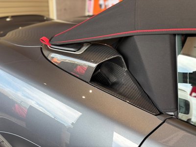 2025 Porsche 718 SPYDER photo 15