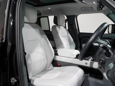 2024 LAND Rover DEFENDER photo 15