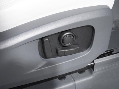 2024 LAND Rover DEFENDER thumbnail 17