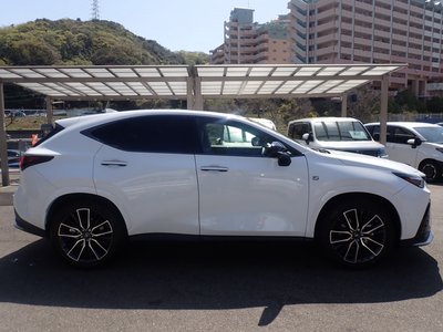 2025 Lexus NX — фото 15