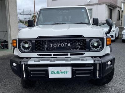 2025 Toyota LAND CRUISER 70 — миниатюра 4