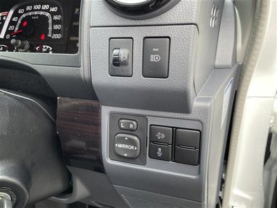 2025 Toyota LAND CRUISER 70 — миниатюра 26
