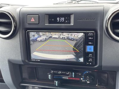 2025 Toyota LAND CRUISER 70 — миниатюра 6