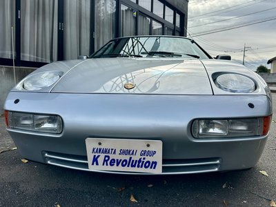 1990 Porsche 928 photo 3