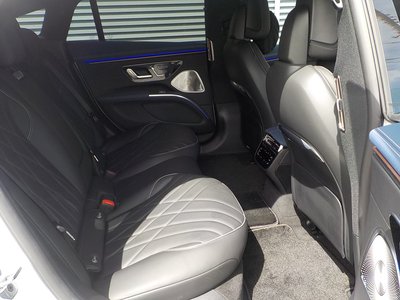 2025 Mercedes-BENZ EQS photo 10