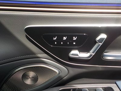 2025 Mercedes-BENZ EQS photo 16