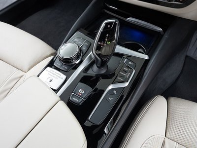 صورة مصغرة 61 لـ 2020 BMW Alpina B5